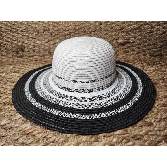 Women's Time and Tru Striped Floppy Straw Hat ONE SIZE Black White Stripe NEW! - Picture 5 of 8